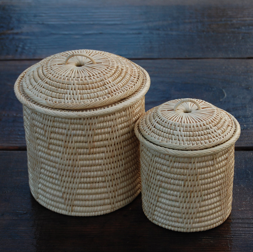Canister Nesting Set of 2 with Lid 5-CS2