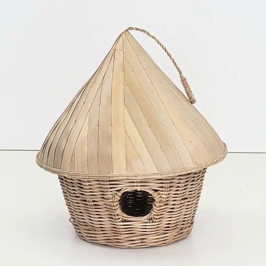 Hat Roof Birdhouse 1015