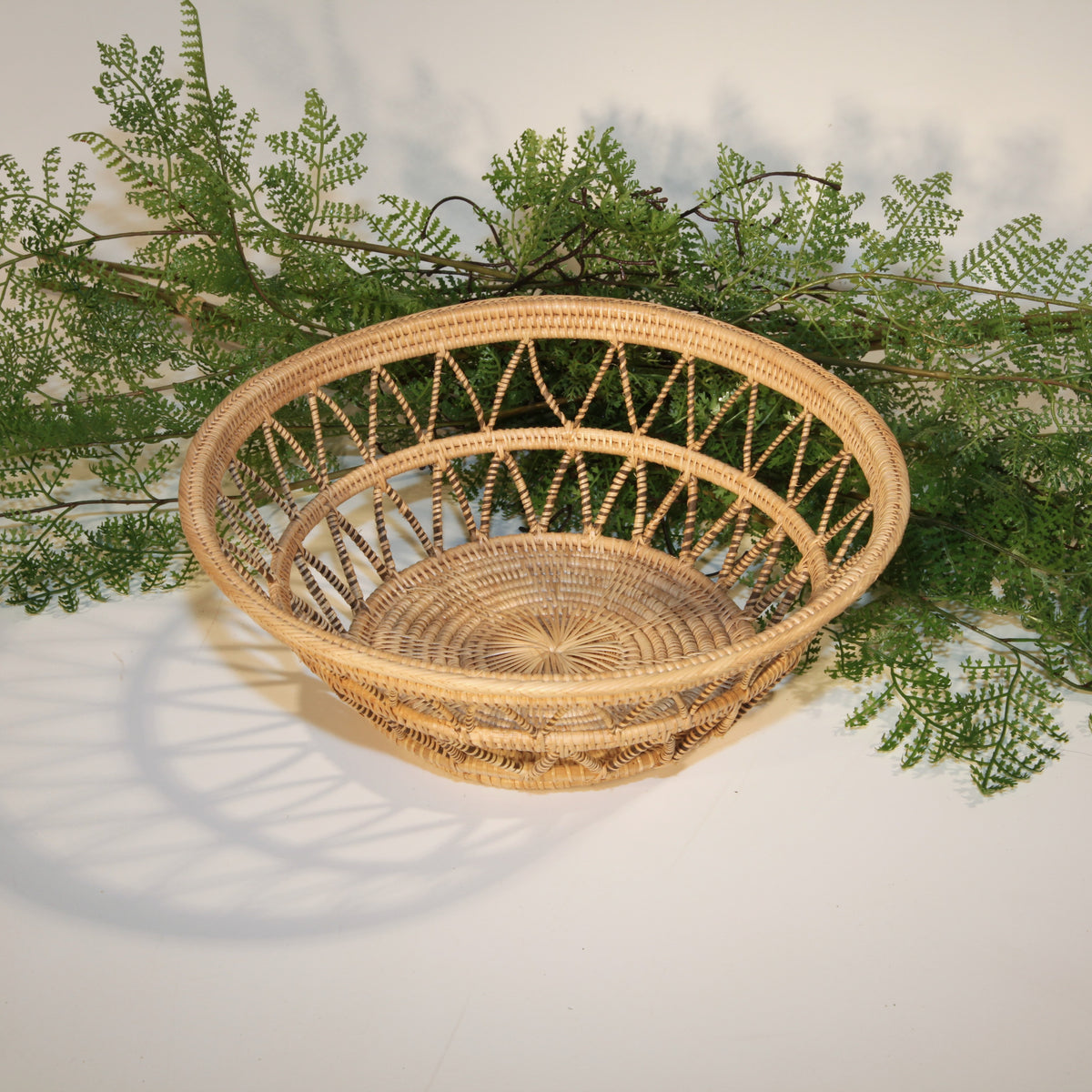 Custom Economy Fruit Basket 2-4