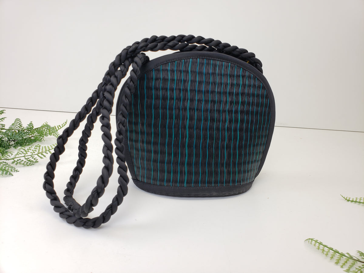 Smallish Intro Purse