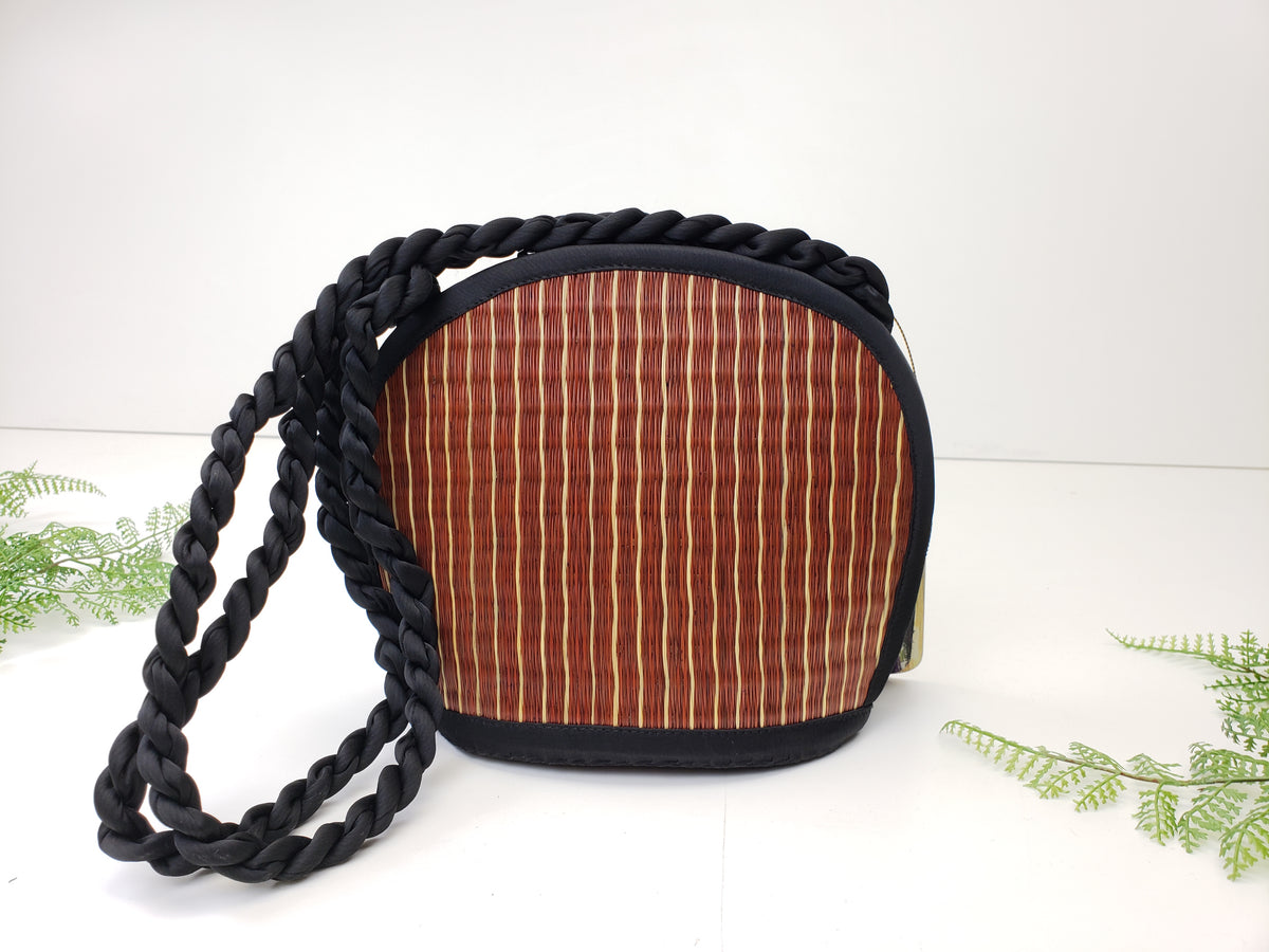 Smallish Intro Purse