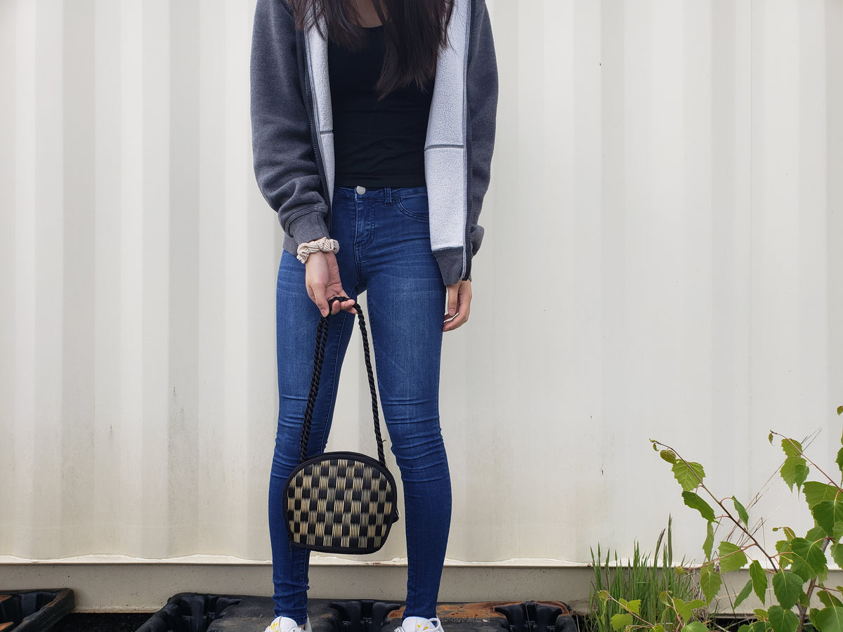 Smallish Intro Purse