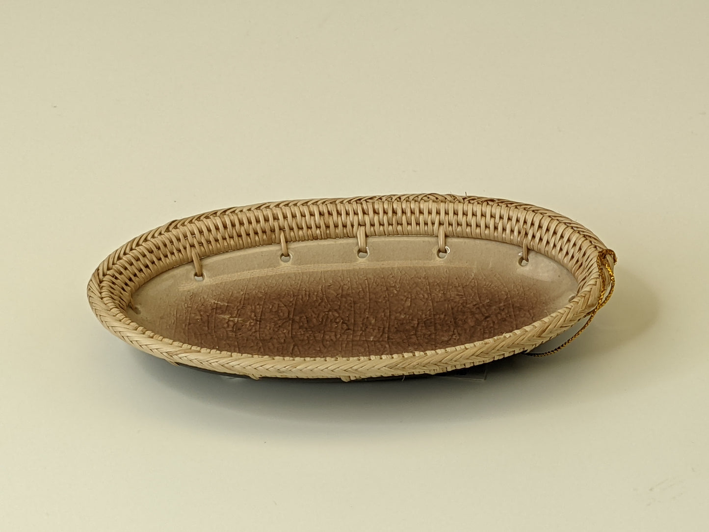 C71OV 7" Oval Crackle Glazed Ceramic Basket Tray Dish
