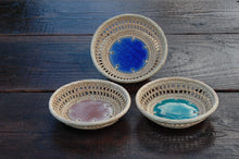 C71RD 7" Round Crackle Glazed Ceramic Basket Tray Dish