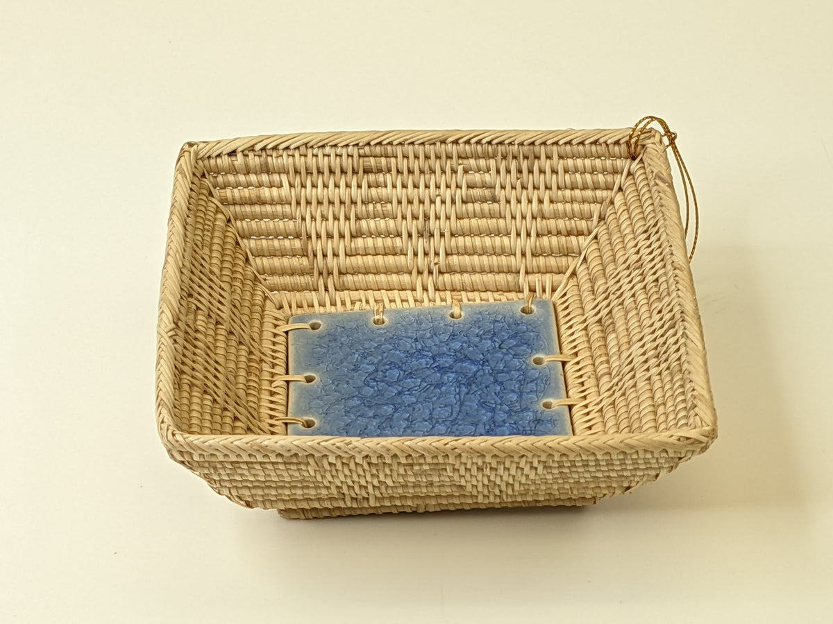 C71SQ 7" Square Crackle Glazed Ceramic Basket Tray Dish